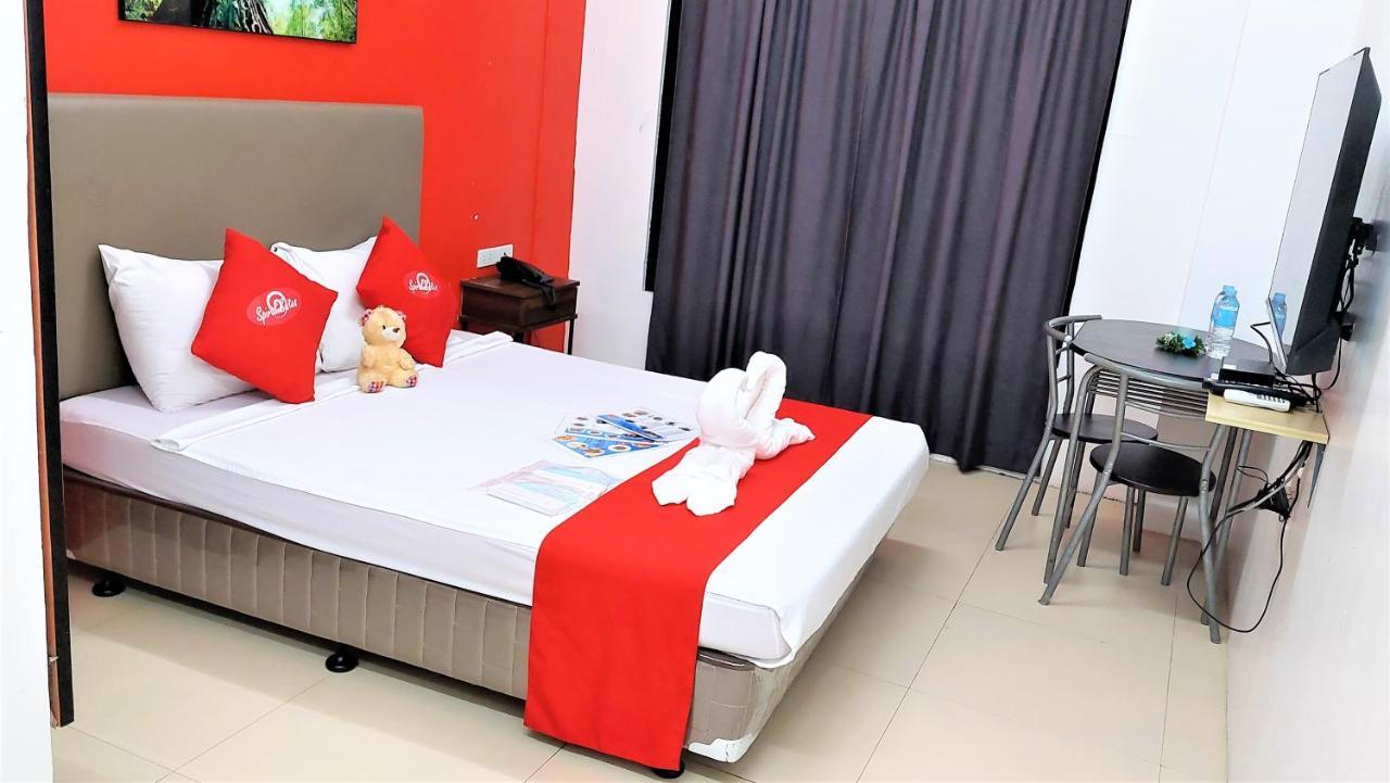 Spiral Suites Hotel Quezon City Buitenkant foto