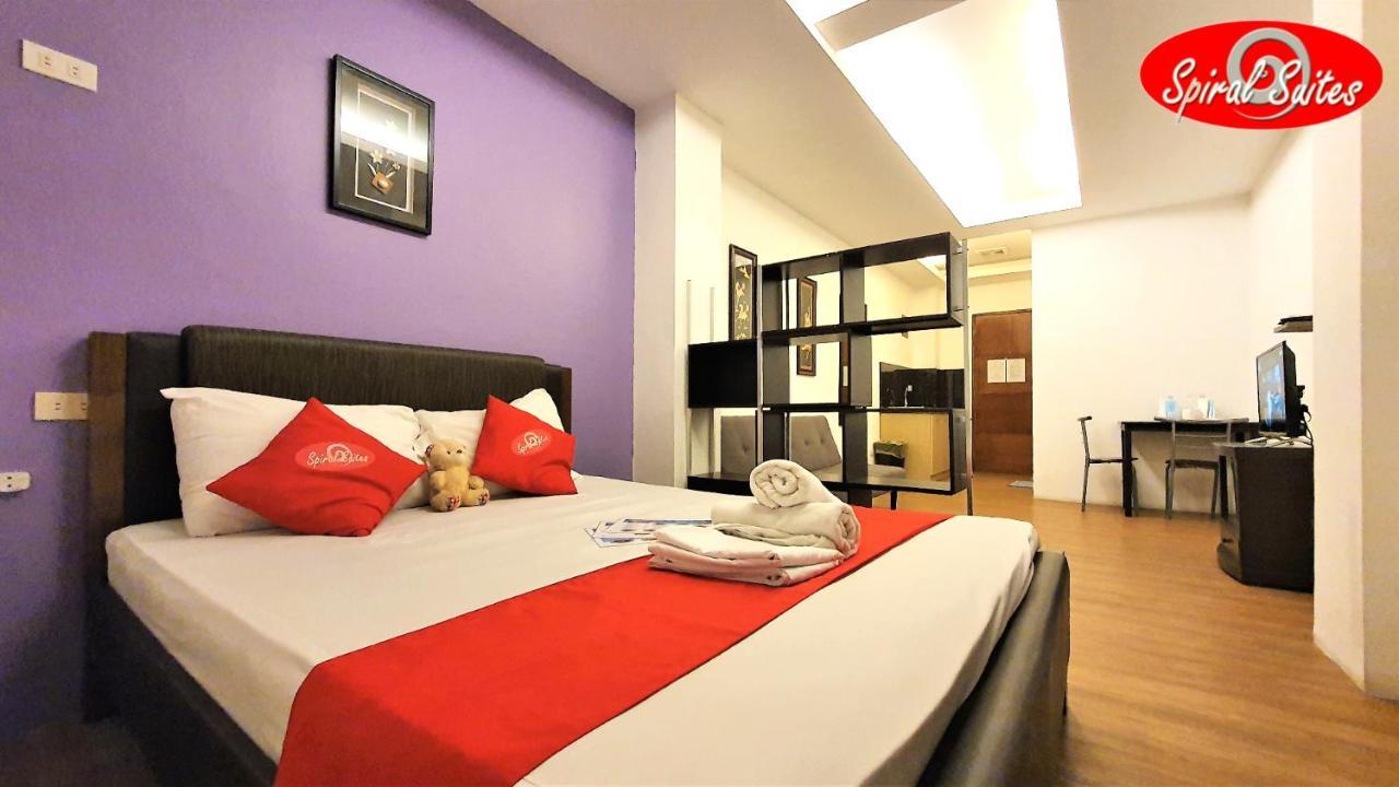 Spiral Suites Hotel Quezon City Buitenkant foto